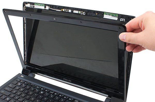 thay-man-hinh-laptop-01